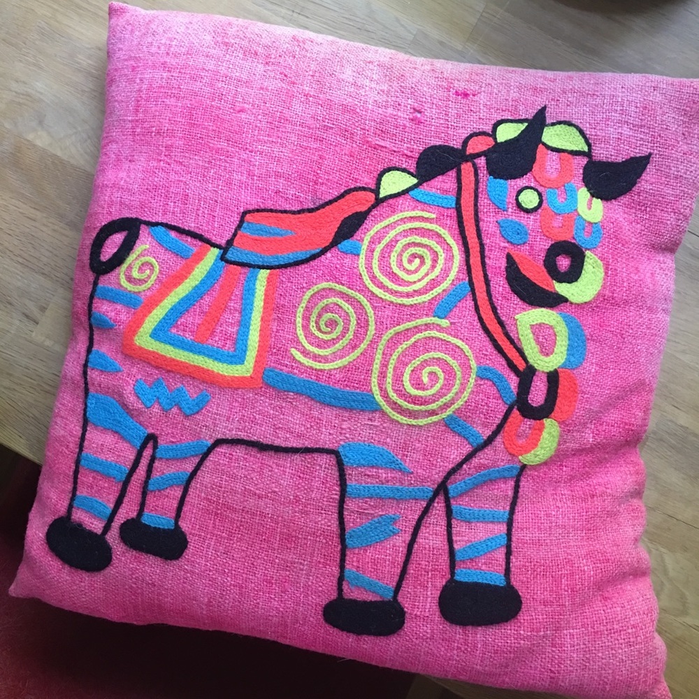 Vintage Linen Hot Pink Throw Pillow